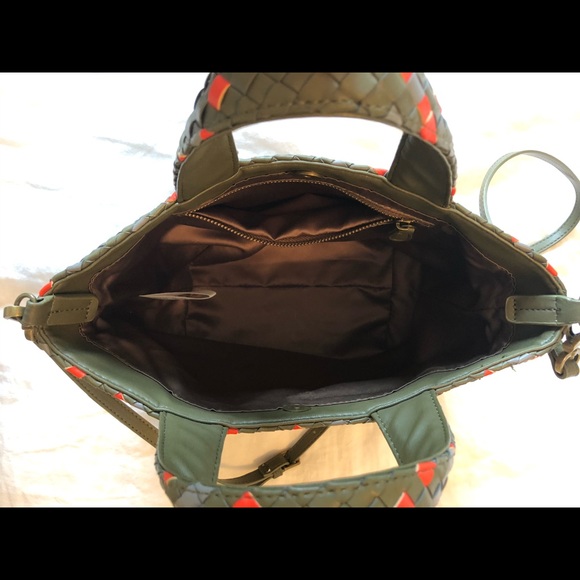 Green and orange cross weave satchel - Picture 4 of 5